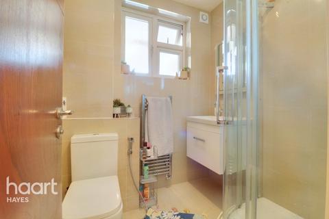 26 Devonshire Way, Hayes, UB4 0JA