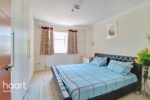 26 Devonshire Way, Hayes, UB4 0JA