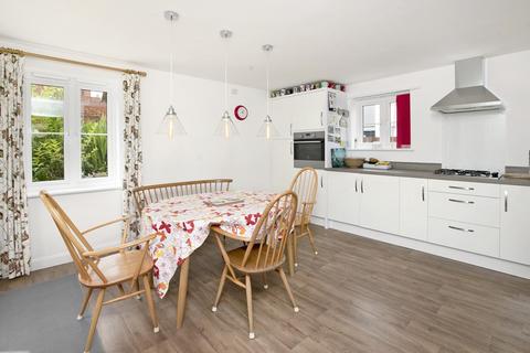 22 Clover Drive, Dawlish, EX7 0FJ