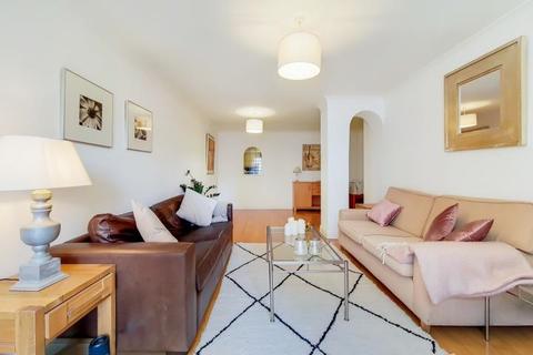 2 bedroom flat for sale - Flat 19, Aria House, 5-15 Newton Street, London, WC2B 5EN