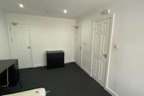 1 bedroom in a house share to rent - Room 6, Walsgrave Road, Coventry