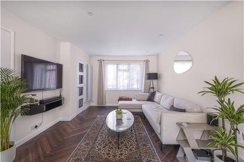 4 bedroom end of terrace house for sale - Goodwin Close, London, SE16