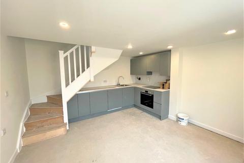 1 bedroom terraced house to rent - Newbury,  Berkshire,  RG14