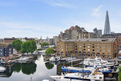 1 bedroom apartment for sale, Shearwater Court, Star Place, London, E1W