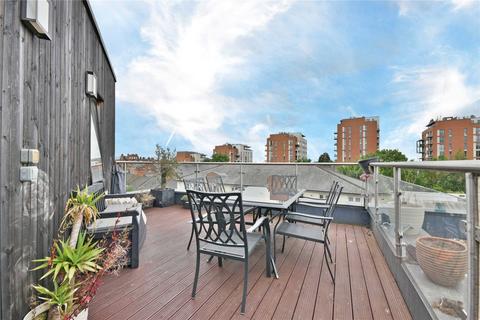 2 bedroom flat to rent, Iverson Road, West Hampstead, NW6