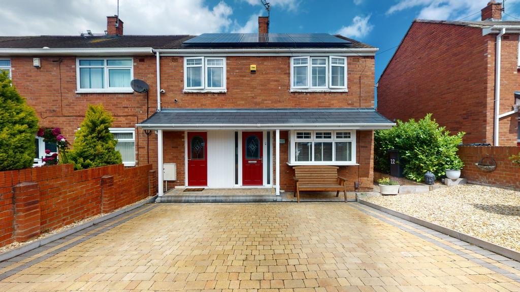 Queensland Avenue, South Shields 3 bed semidetached house £134,995