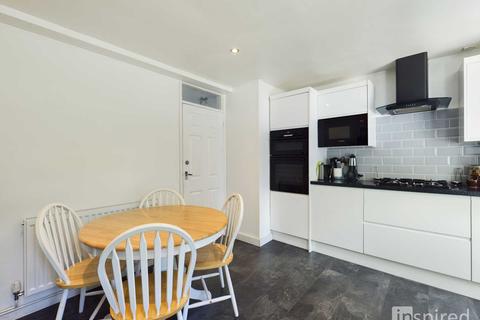 28 Cherry Road, Newport Pagnell, MK16 0AP