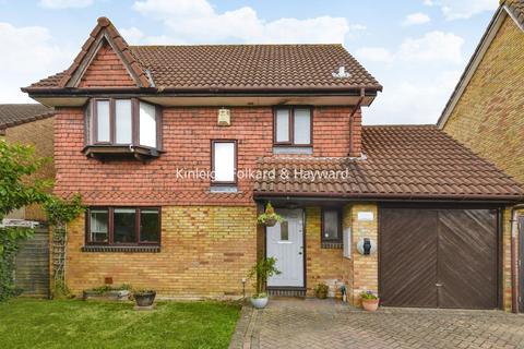 33 Cornflower Lane, Croydon, CR0 8XJ