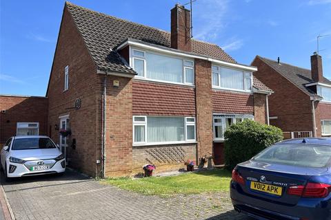 4 bedroom semi-detached house for sale - Gilpin Avenue, Hucclecote, Gloucester, GL3