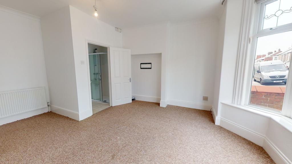 Oxford Avenue, South Shields, Tyne... 2 bed ground floor flat £89,995