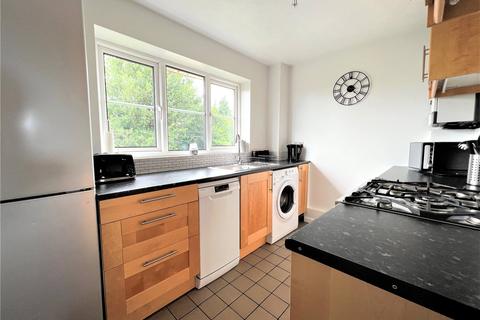 38 Chilham Close, Frimley, Camberley, GU16 9YA