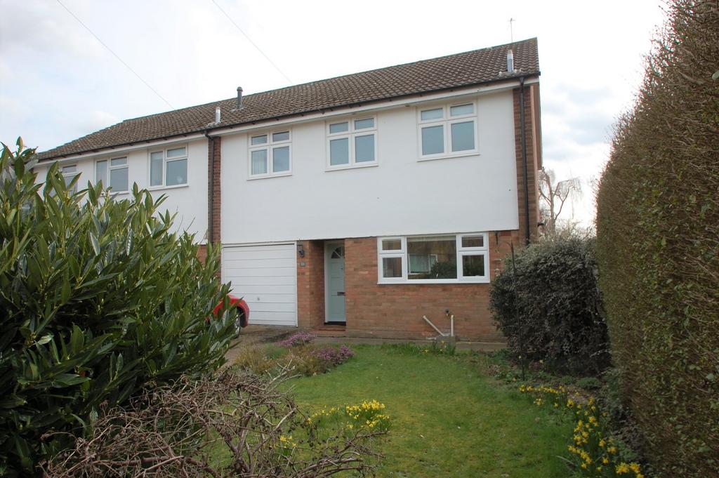 Captain Cook Close, Chalfont St. Giles, Buckinghamshire, HP8 3 bed end of terrace house for sale