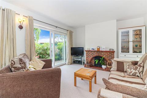 33 Captain Cook Close, Chalfont St Giles, HP8 4DS