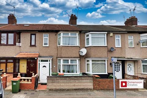 3 bedroom terraced house to rent, Shipman Road, London, E16