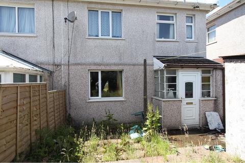 3 bedroom semi-detached house for sale - Trinant Terrace, TRINANT, CRUMLIN