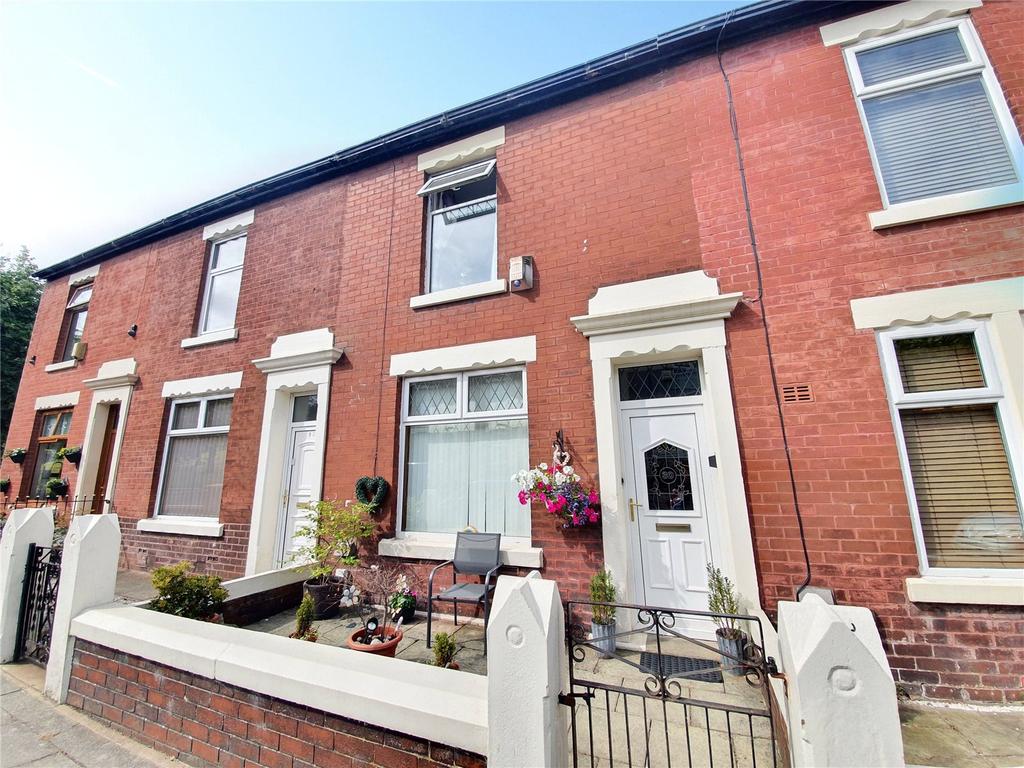 Wolseley Street, Blackburn... 2 bed terraced house £90,000