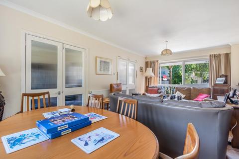 25 Hartley Close, Bromley, BR1 2TP