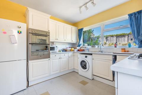 25 Hartley Close, Bromley, BR1 2TP