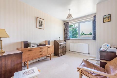 25 Hartley Close, Bromley, BR1 2TP