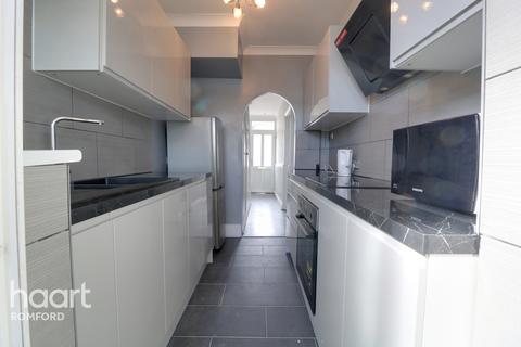 11 Laurel Crescent, Romford, RM7 0RU