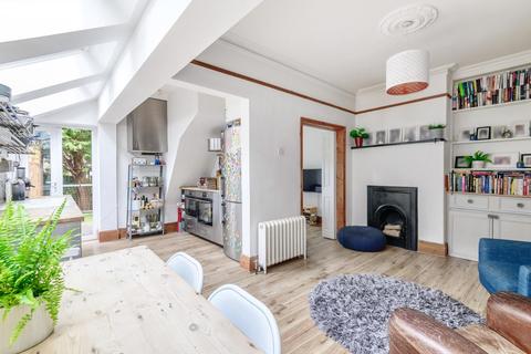 51 Sydney Road, London, N10 2LY