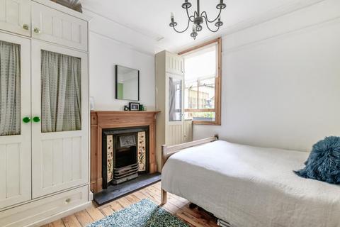 51 Sydney Road, London, N10 2LY