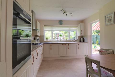 1a Beacon Avenue, Dunstable, LU6 2AD