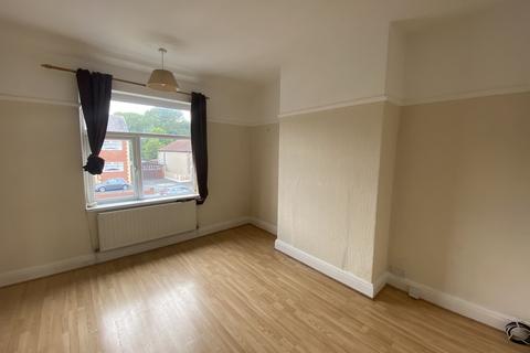 2 bedroom flat to rent - Manchester Road, Timperley, WA14 5NH