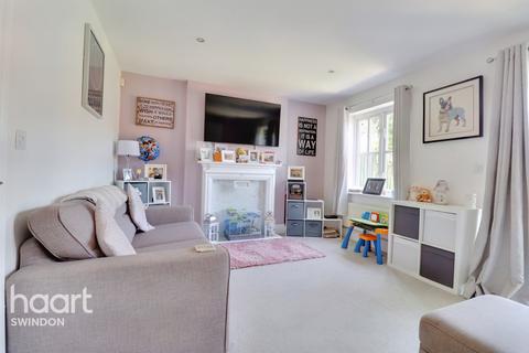 3 bedroom semi-detached house for sale - Brooklands, Swindon