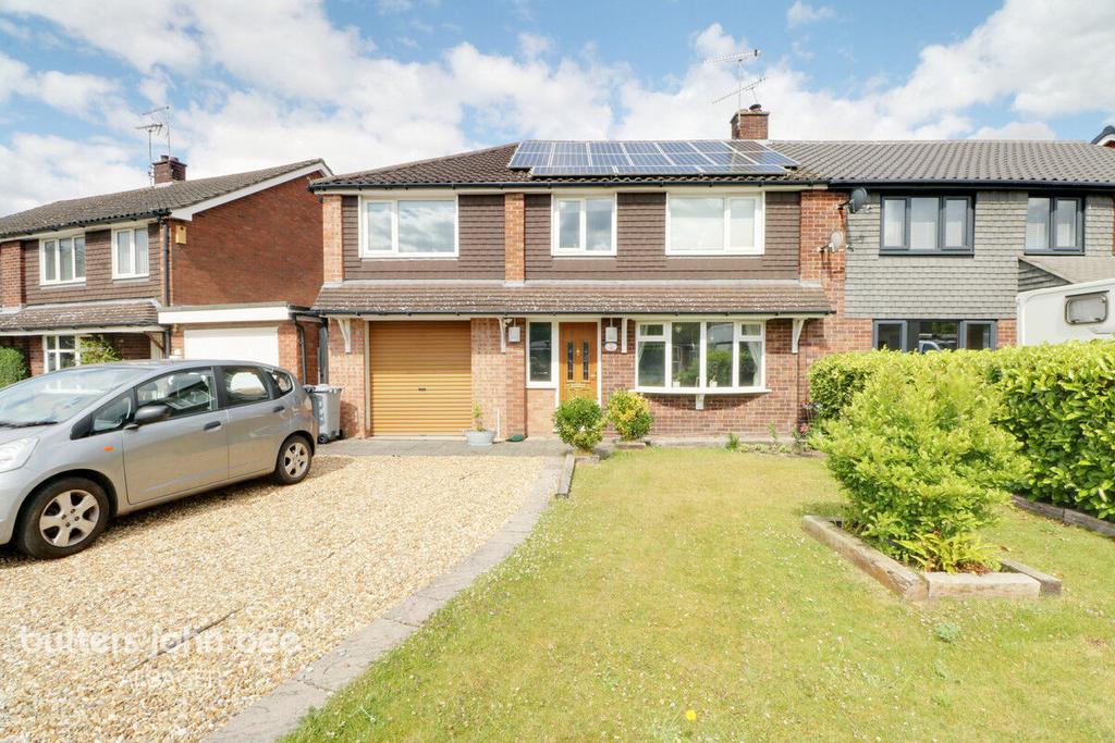 Harpur Crescent, Alsager 4 bed semidetached house £320,000