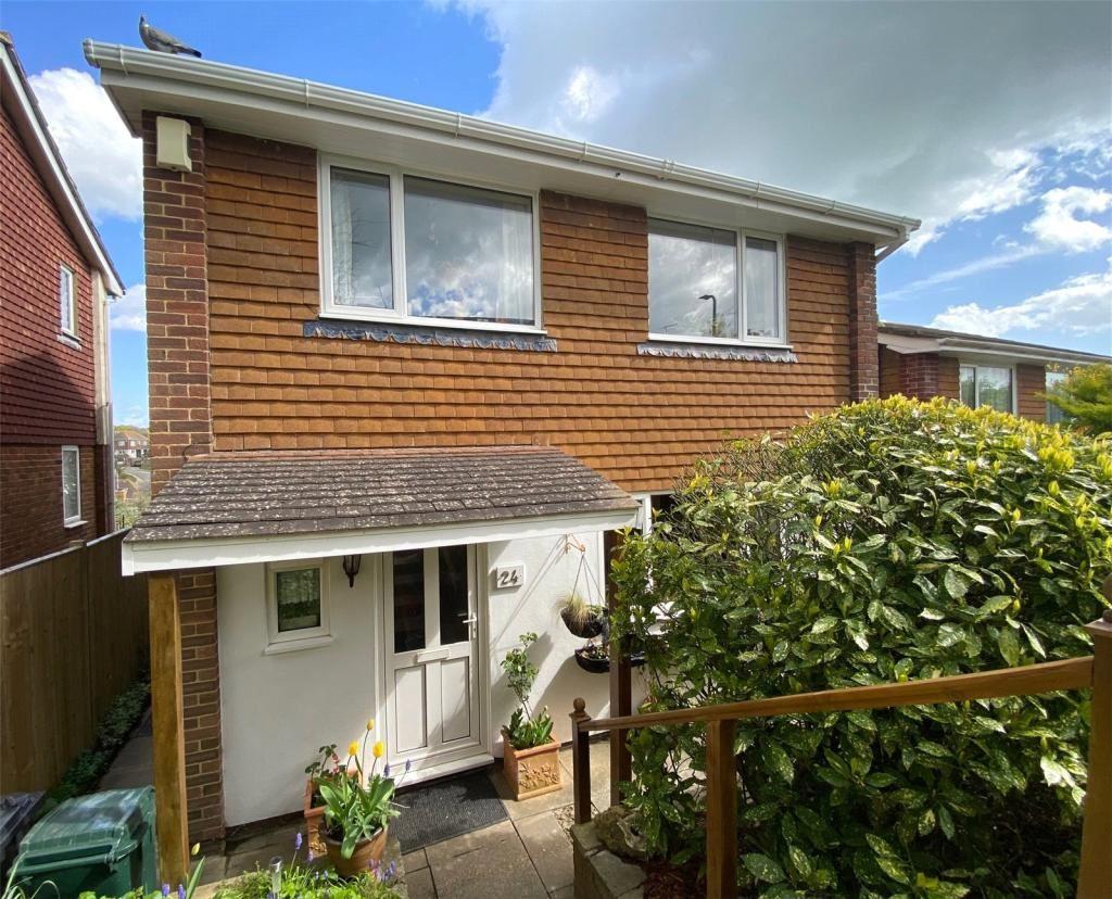 Lindfield Close, Saltdean, Brighton, East Sussex, BN2 8AP 3 bed