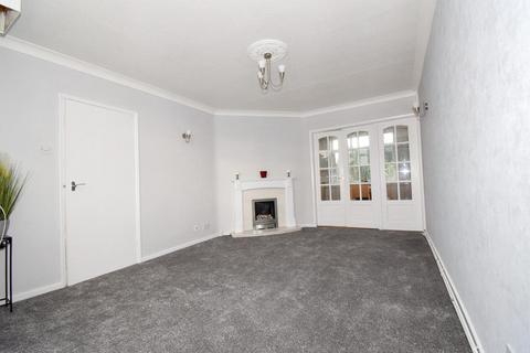 3 bedroom house to rent, Willow Park Drive, Wigston, LE18