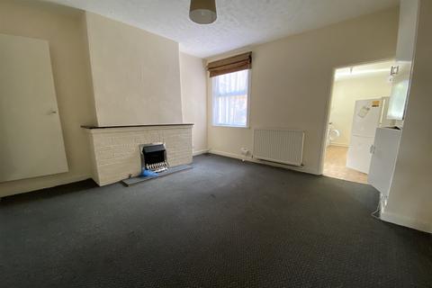 3 bedroom terraced house to rent - Commercial Avenue, Beeston, NG9 2NJ