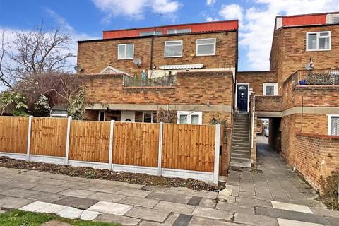 62 Brundish, Basildon, SS13 3EU