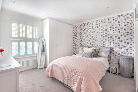 152 Anyards Road, Cobham, KT11 2LH