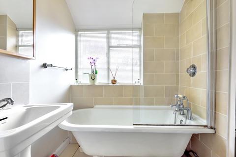 152 Anyards Road, Cobham, KT11 2LH