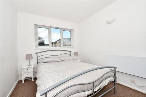 2 bedroom ground floor flat for sale - Higham Station Avenue, London