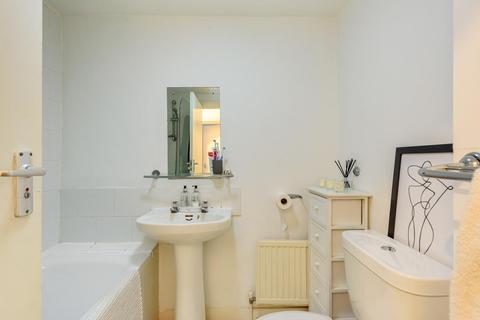 Flat B, 33 Cotleigh Road, London, NW6 2NN