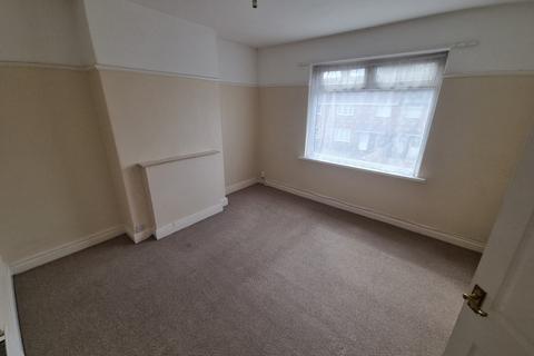 2 bedroom flat to rent, Shafto Street, Wallsend, NE28