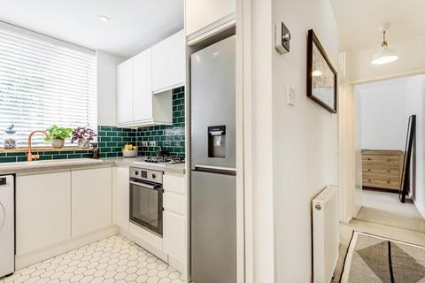 84 Bampton Road, London, SE23 2AX