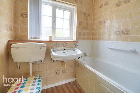 34 Tithelands, Harlow, CM19 5NA