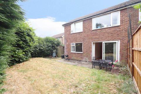8 Rushmore Close, Bromley, BR1 2DJ