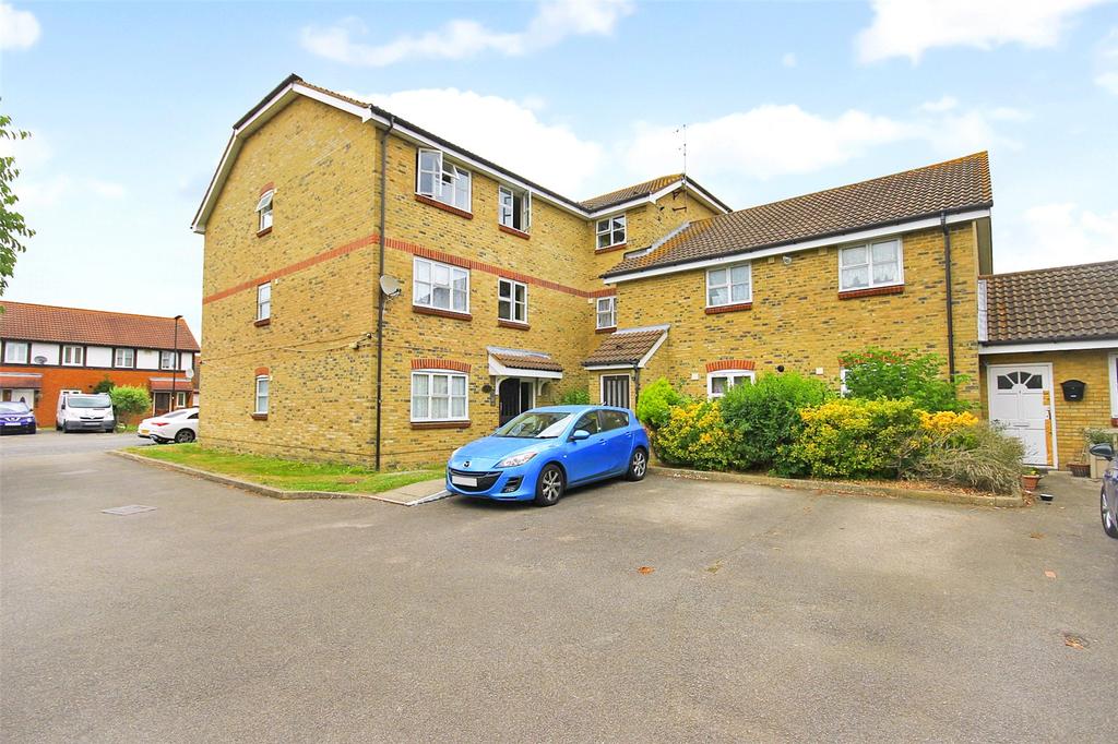 Westmacott Drive, Feltham, Middlesex, TW14 1 bed apartment for sale £