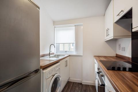 3 bedroom apartment for sale - Midcroft Avenue, Croftfoot, Glasgow, G44 5RL
