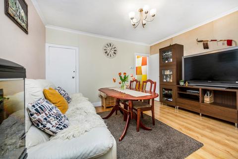 3 bedroom cottage for sale - Gresham Road, London, NW10