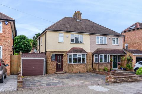 18 Kechill Gardens, Bromley, BR2 7NQ
