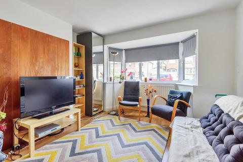 18 Kechill Gardens, Bromley, BR2 7NQ