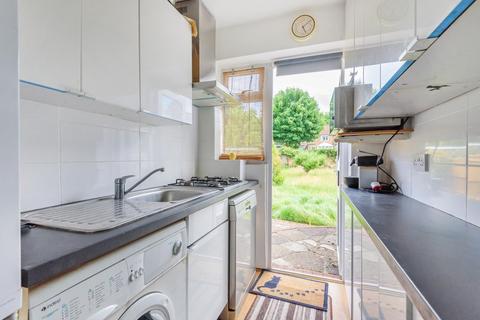 18 Kechill Gardens, Bromley, BR2 7NQ