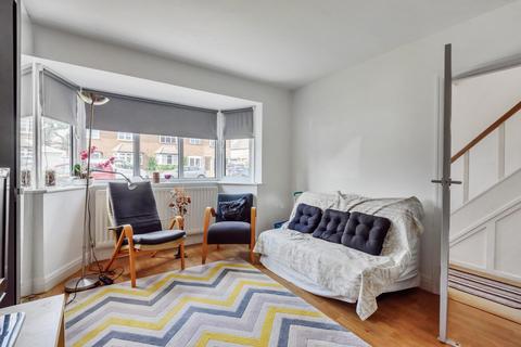 18 Kechill Gardens, Bromley, BR2 7NQ