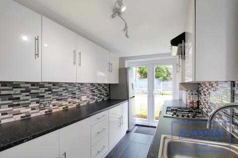 60 Draycott Road, Bournemouth, BH10 5AR